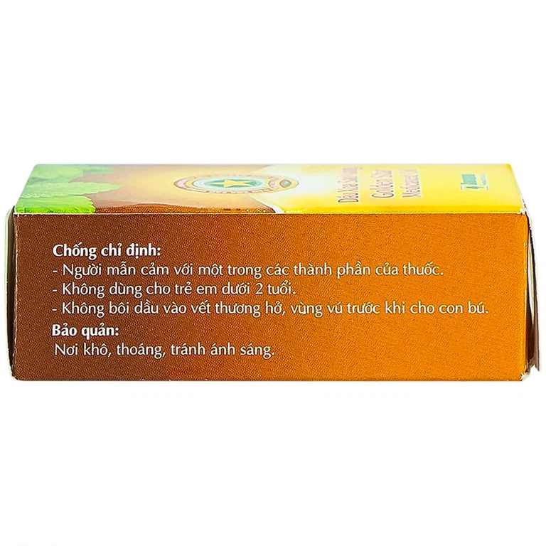 Dầu xoa Sao Vàng Danapha điều trị nhức đầu, chóng mặt, cảm lạnh, sổ mũi (16 chai x 5ml)