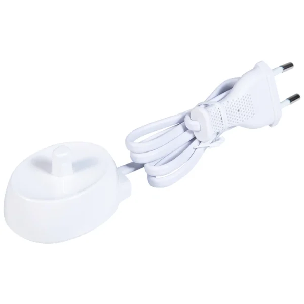 Bàn chải đánh răng điện Oral-B Pro 500 Crossaction loại bỏ các mảng bám và vết ố trên răng