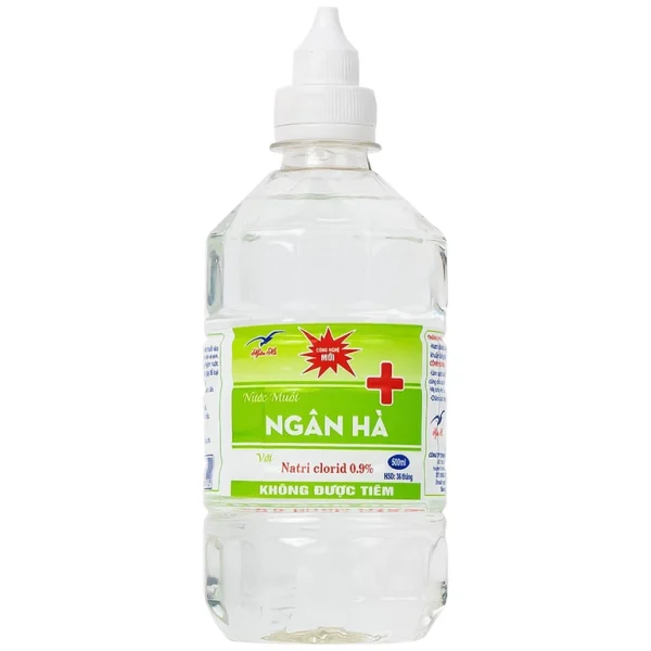 Nước muối Natri Clorid 0.9% Ngân Hà phòng ngừa nhiễm khuẩn da, răng miệng (500ml)