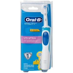 Bàn chải điện Oral-B Vitality Ultrathin D12.513 giúp làm sạch mảng bám trên răng, loại bỏ các vết ố răng