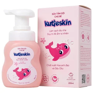 Sữa tắm gội cho bé Kutieskin giúp làm sạch dịu nhẹ, chăm sóc và bảo vệ da bé (200ml)