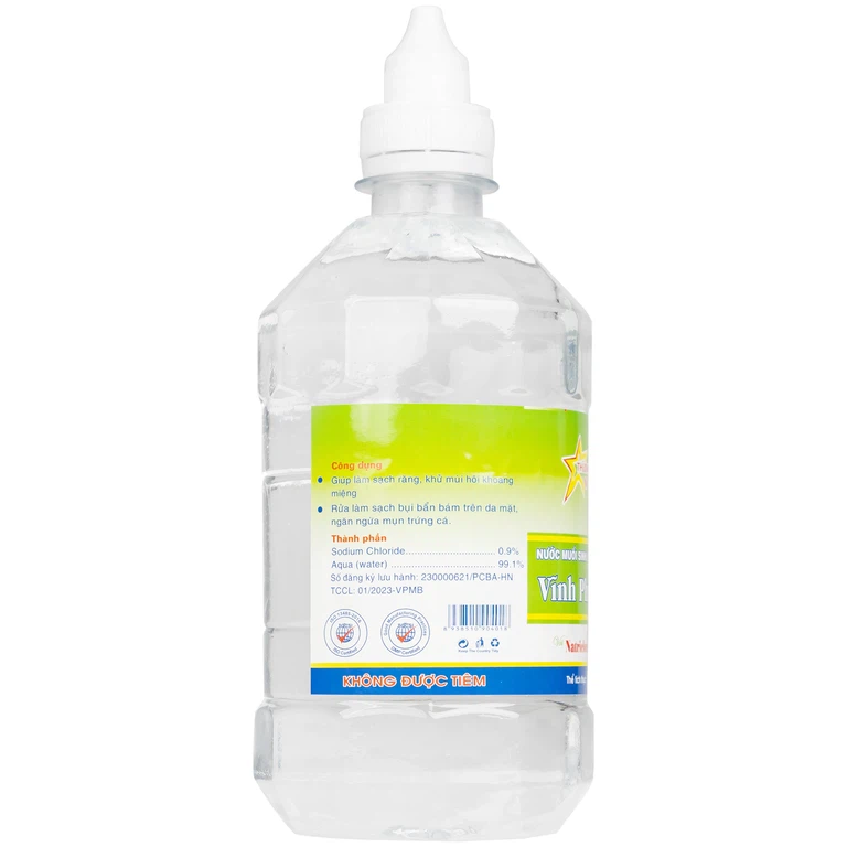 Nước muối Vĩnh Phúc Natriclorid 0.9% Smiles làm sạch răng, khử mùi hôi khoang miệng (600ml)