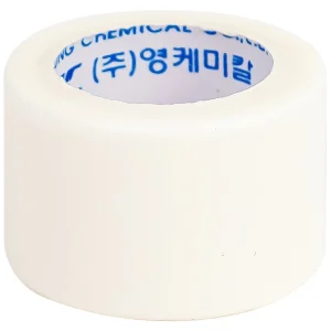 Băng keo cuộn giấy Young Plaster-Paper 2.5cm x 5m Young Chemical cố định ống truyền dẫn, dán lên gạc cố định vết thương (1 cuộn)