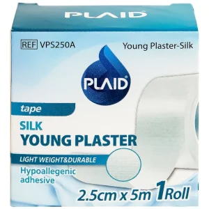 Băng keo cuộn lụa Young Plaster-Silk 2.5cm x 5m Young Chemical cố định ống truyền dẫn, dán lên gạc cố định vết thương (1 cuộn)