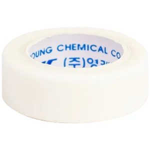 Băng keo cuộn giấy Young Plaster-Paper 1.25cm x 5m Young Chemical cố định ống truyền dẫn, dán lên gạc cố định vết thương (1 cuộn)