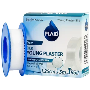 Băng keo cuộn lụa Young Plaster-Silk 1.25cm x 5m Young Chemical cố định ống truyền dẫn, dán lên gạc cố định vết thương (1 cuộn)